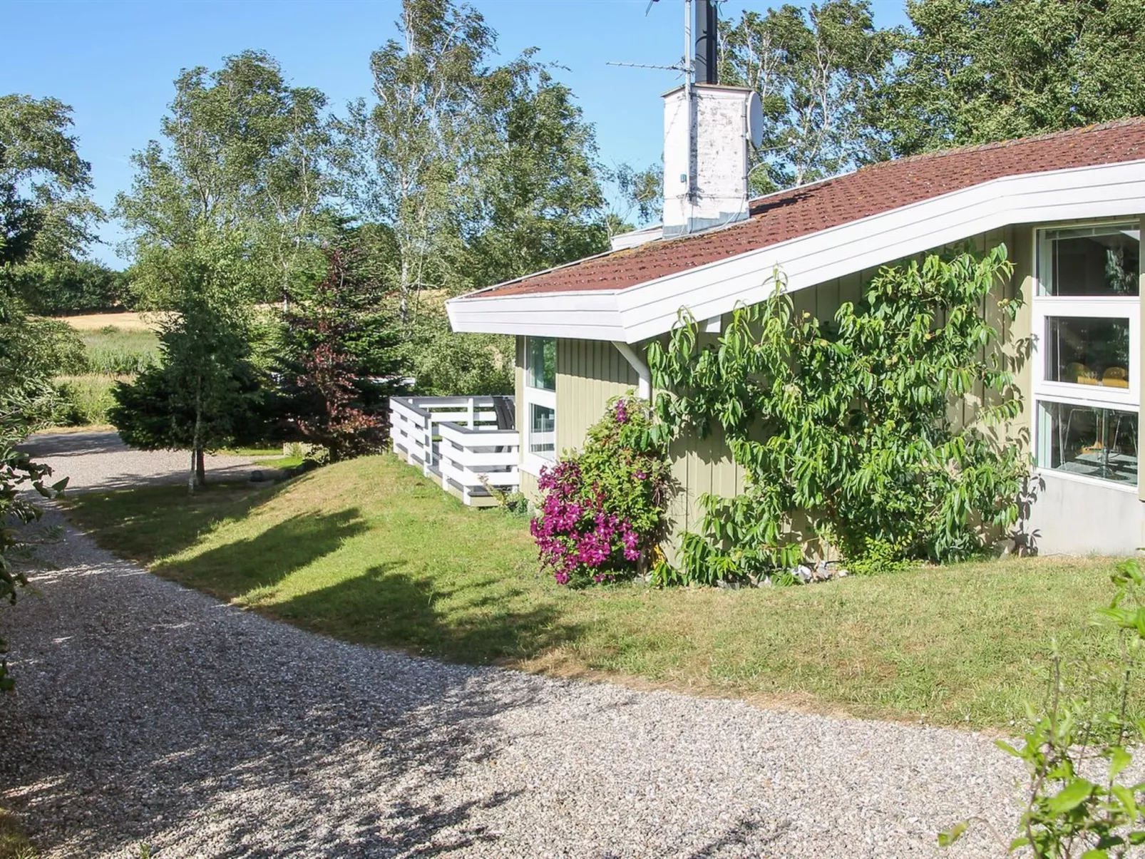 "Roel" - 500m from the sea