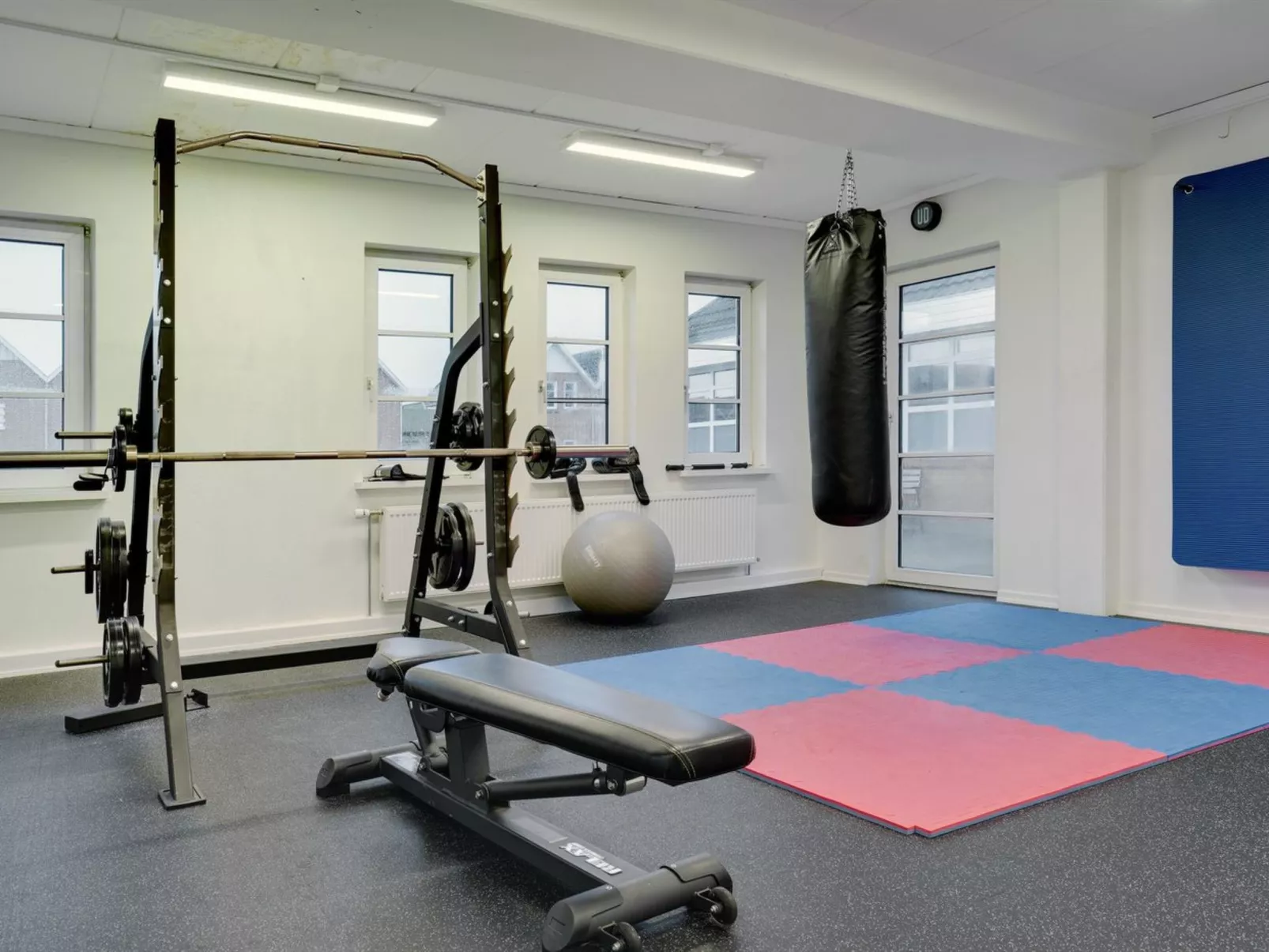 "Asved" - 2.3km from the sea