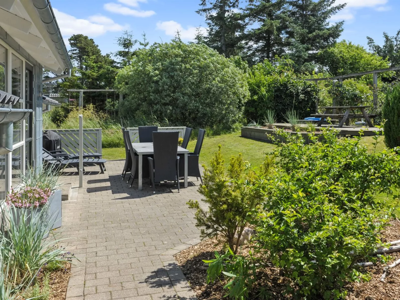 "Mathias" - 625m from the sea