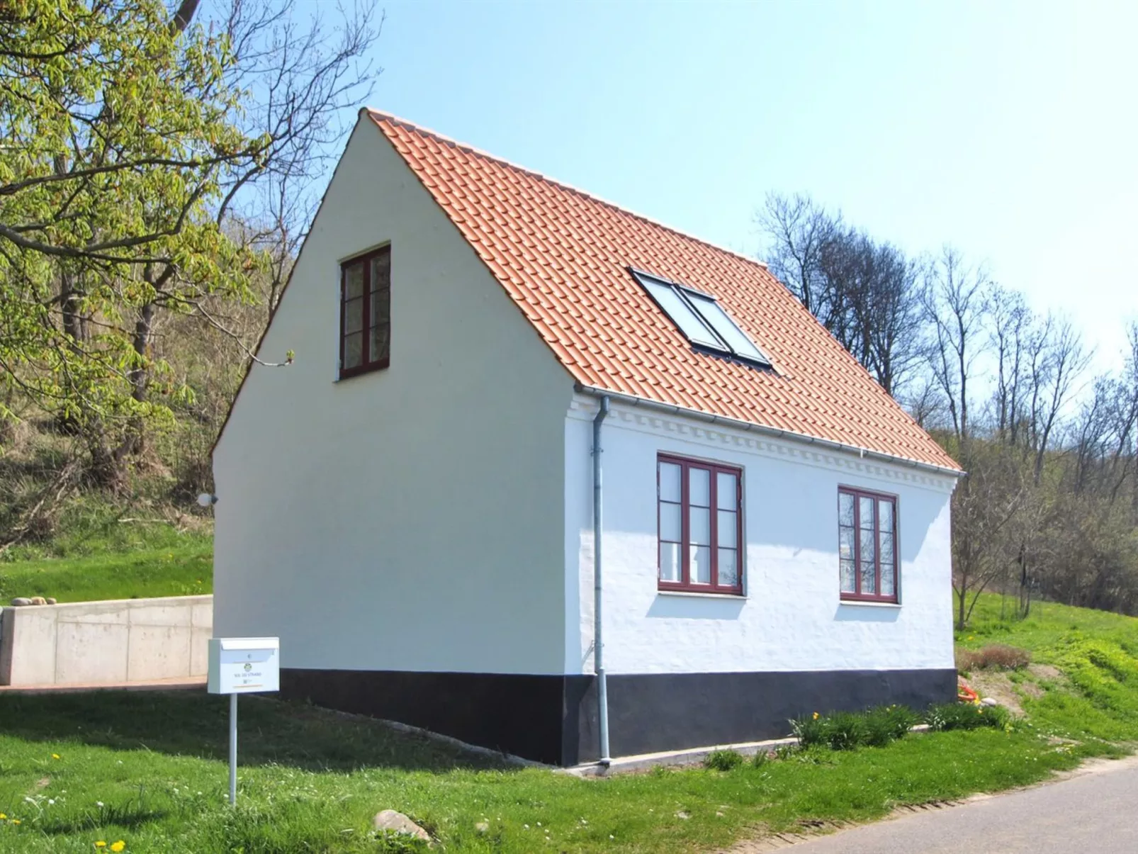 "Uschi" - 15m from the sea