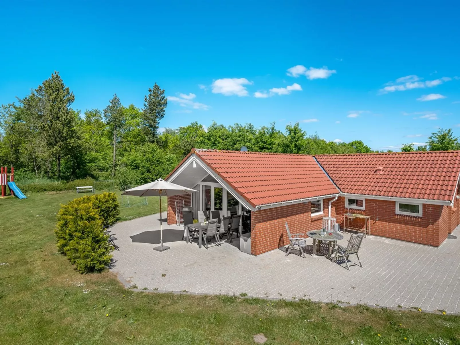 "Erp" - 10km from the sea