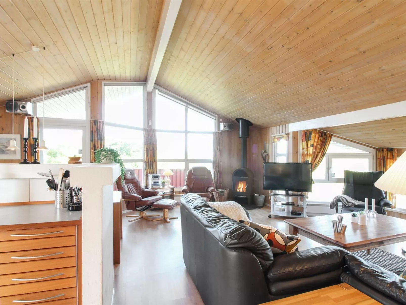 "Diderik" - 300m from the sea