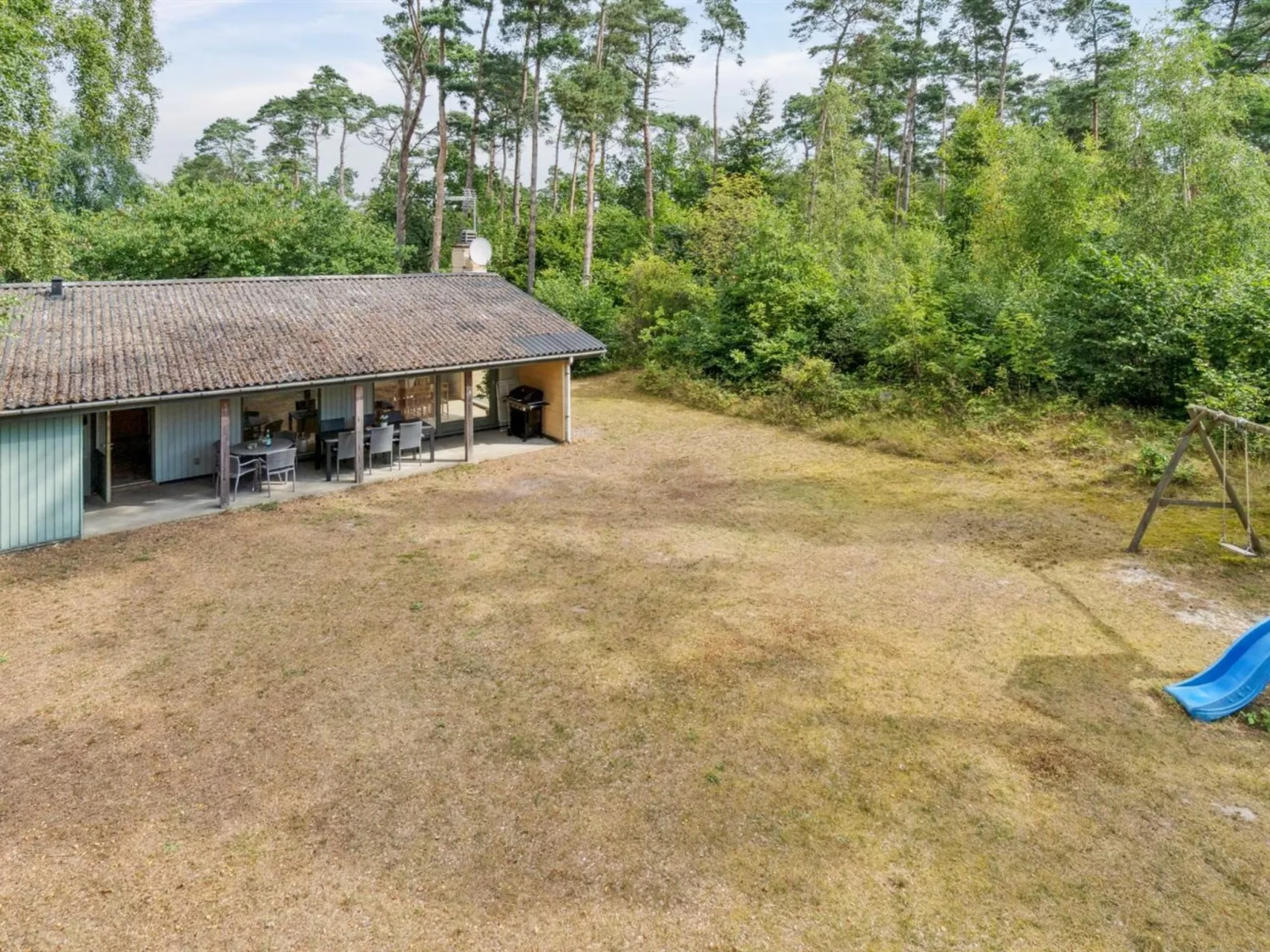 "Henri" - 800m from the sea