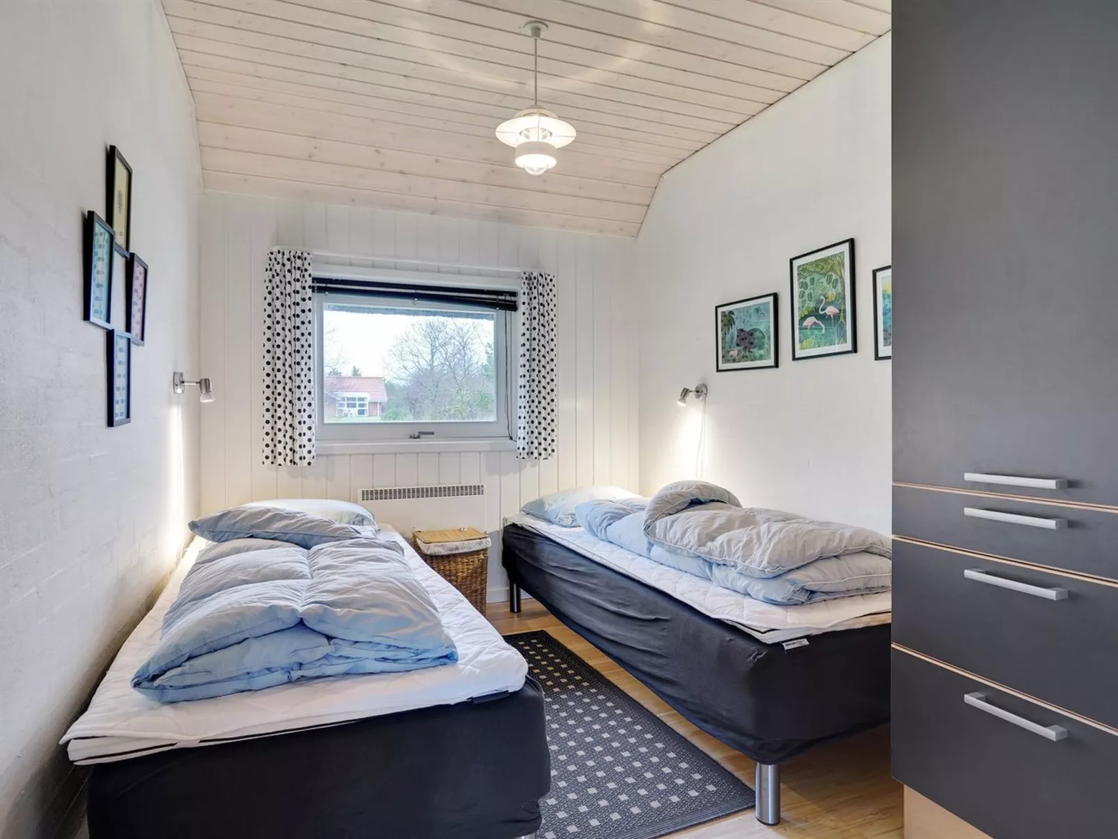 "Carolin" - 400m from the sea