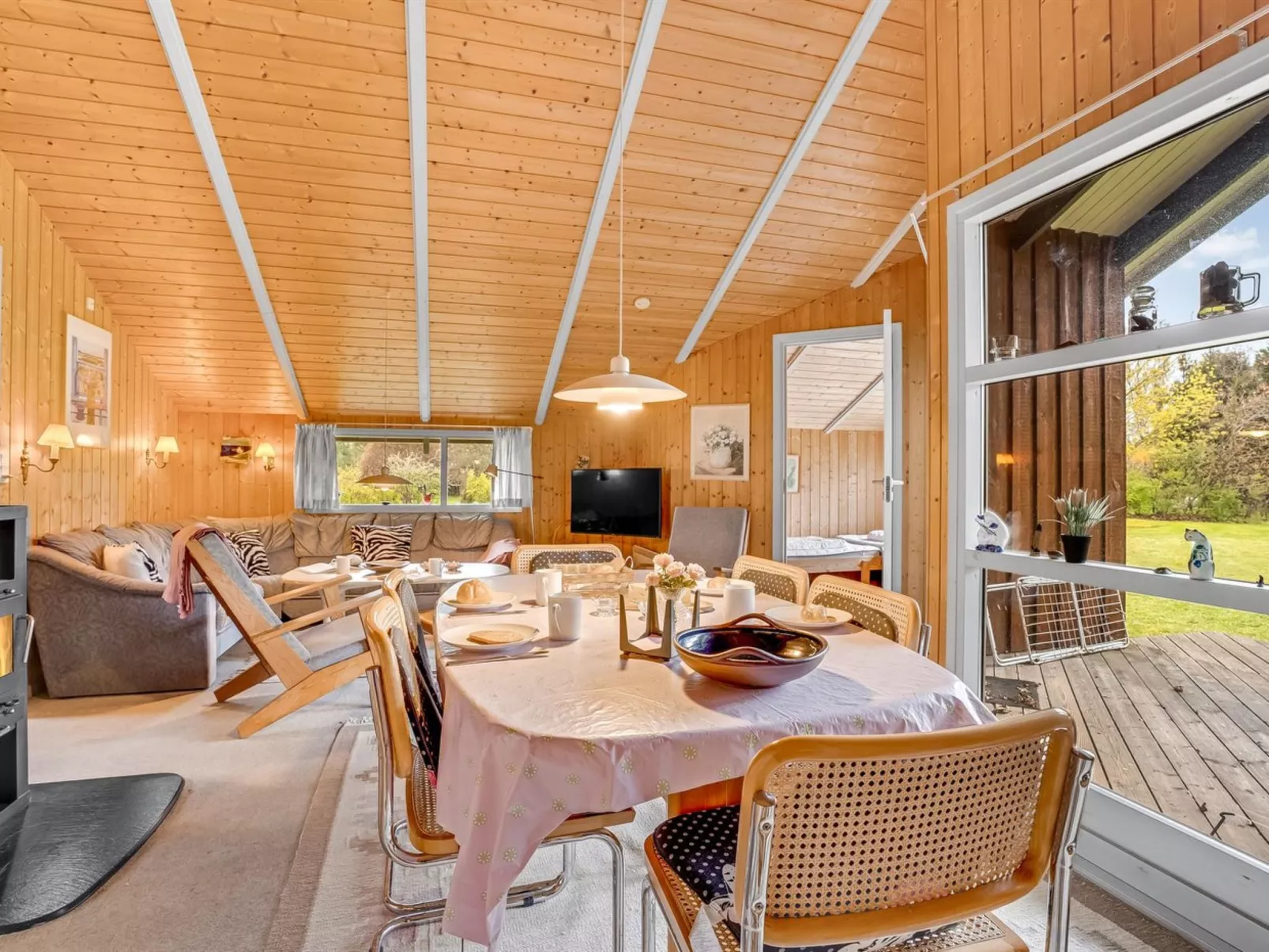 "Eeva" - 900m from the sea