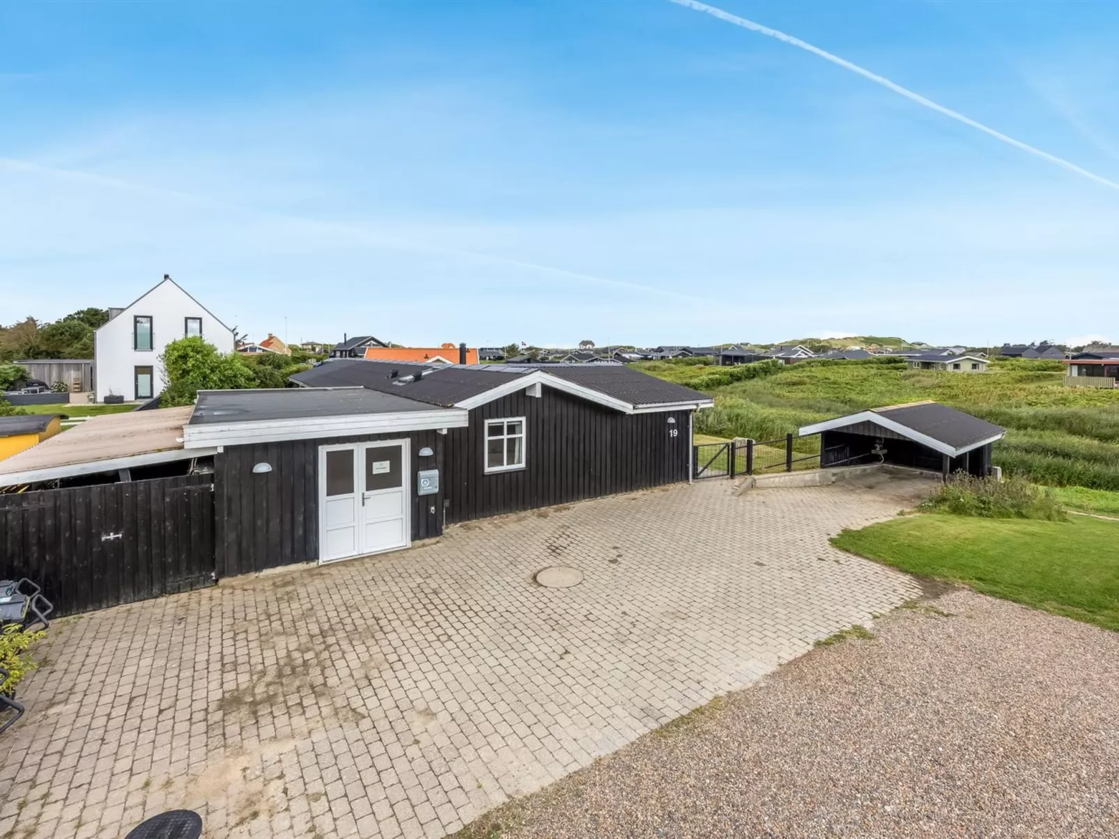 "Fabio" - 450m from the sea