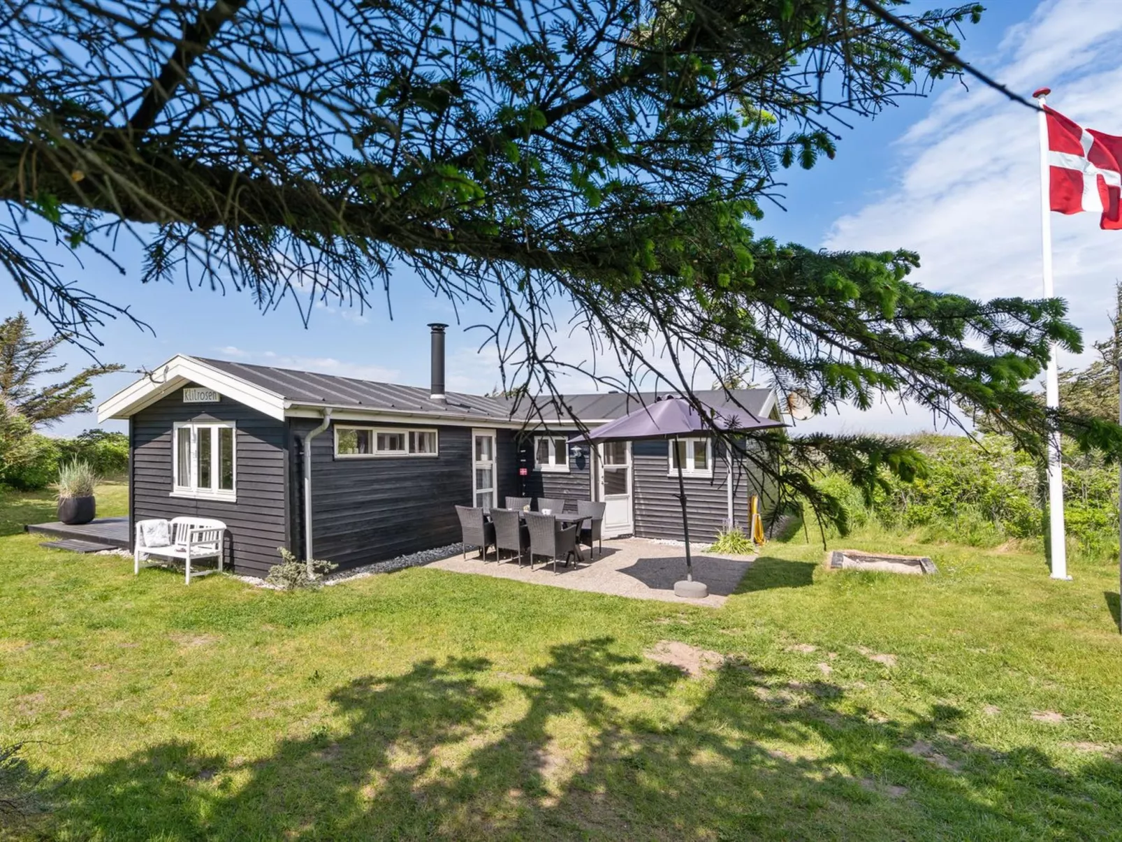 "Marit" - 150m from the sea