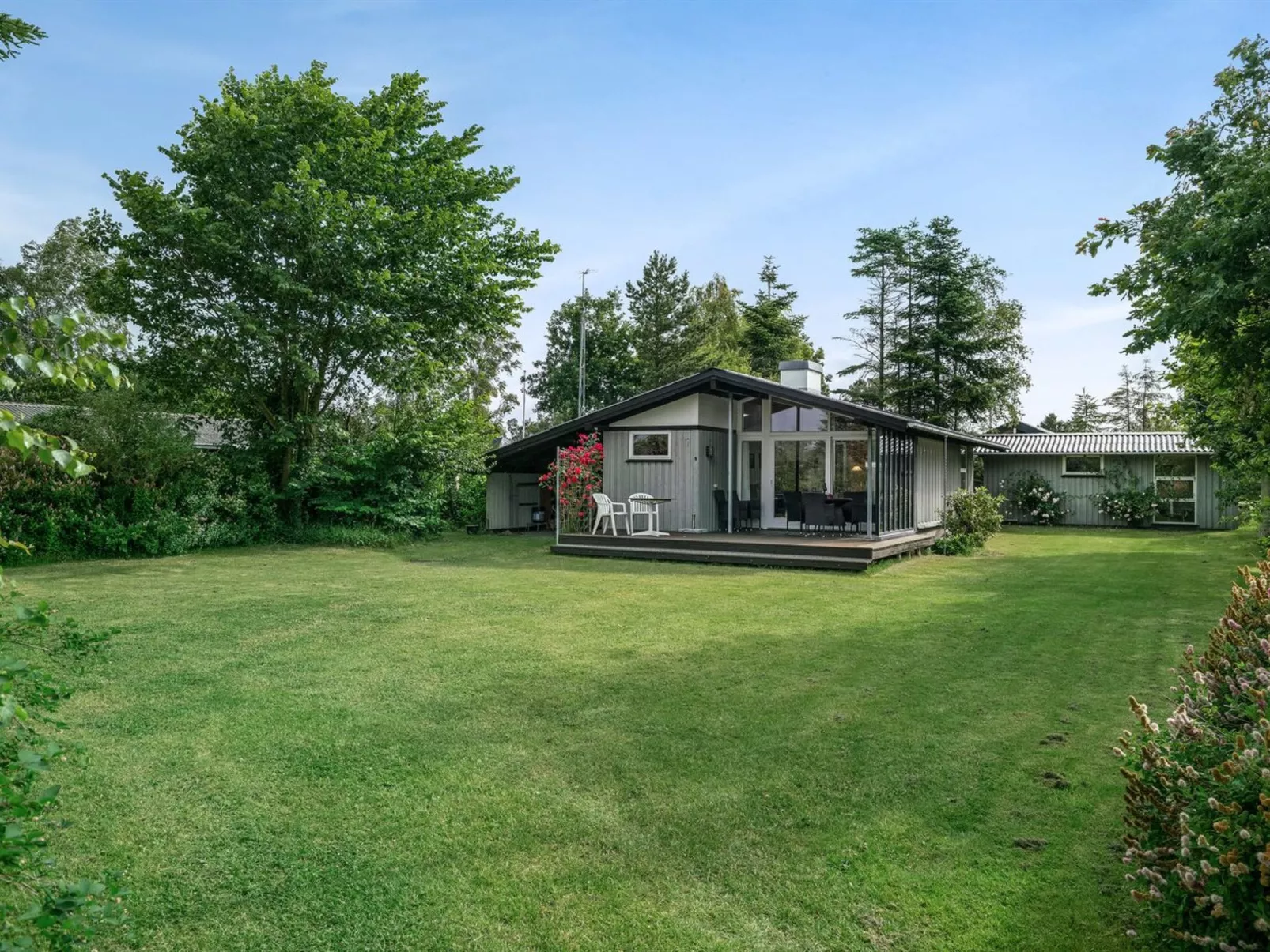 "Juditha" - 400m from the sea