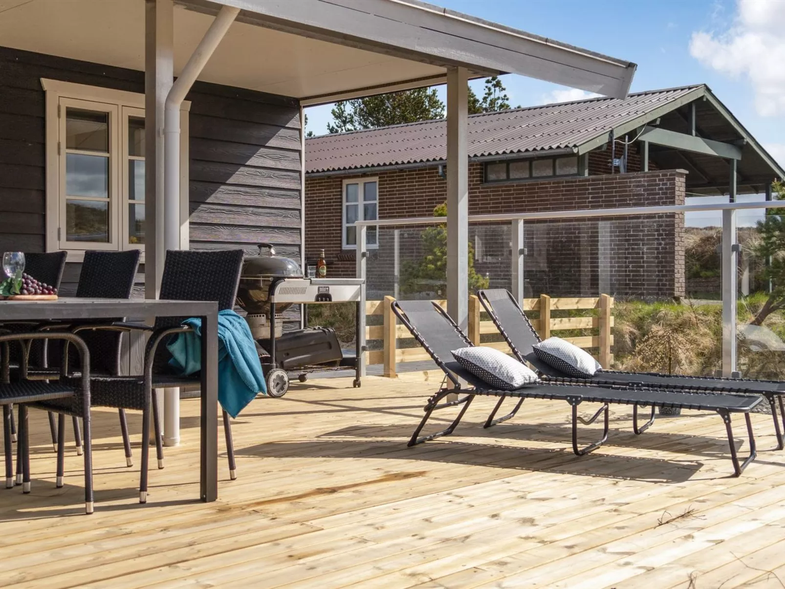 "Ibo" - 900m from the sea