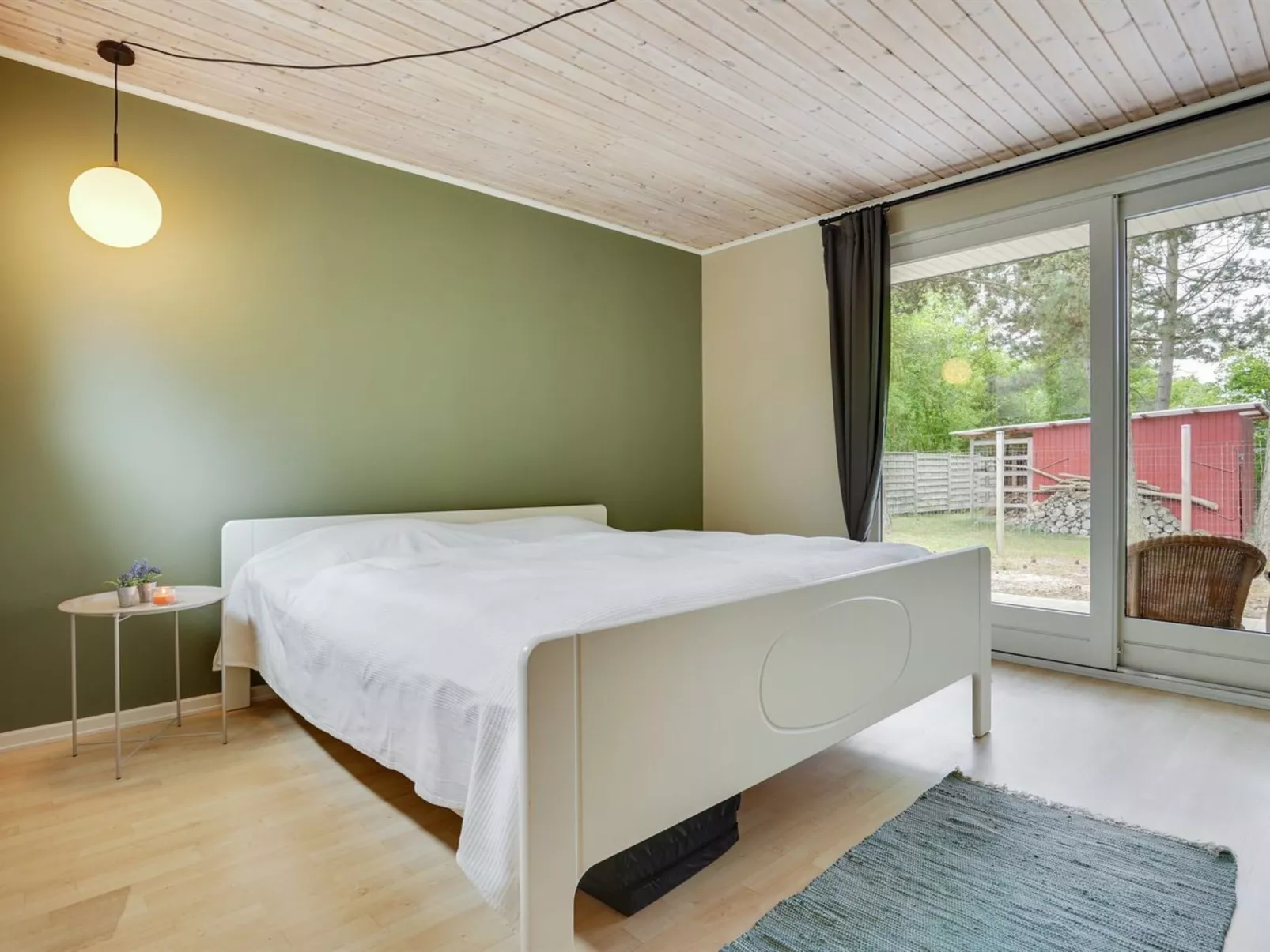 "Nannah" - 250m from the sea