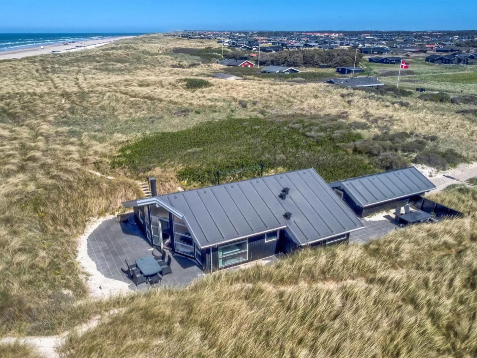 "Felippa" - 25m from the sea