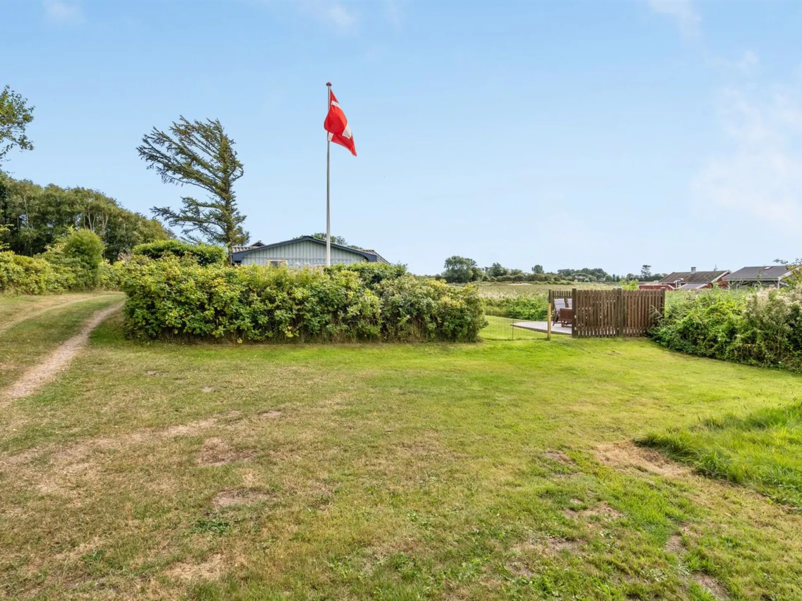 "Herulf" - 100m from the sea