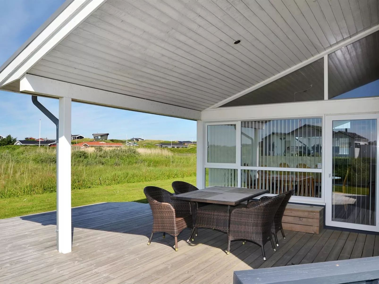 "Joella" - 200m from the sea