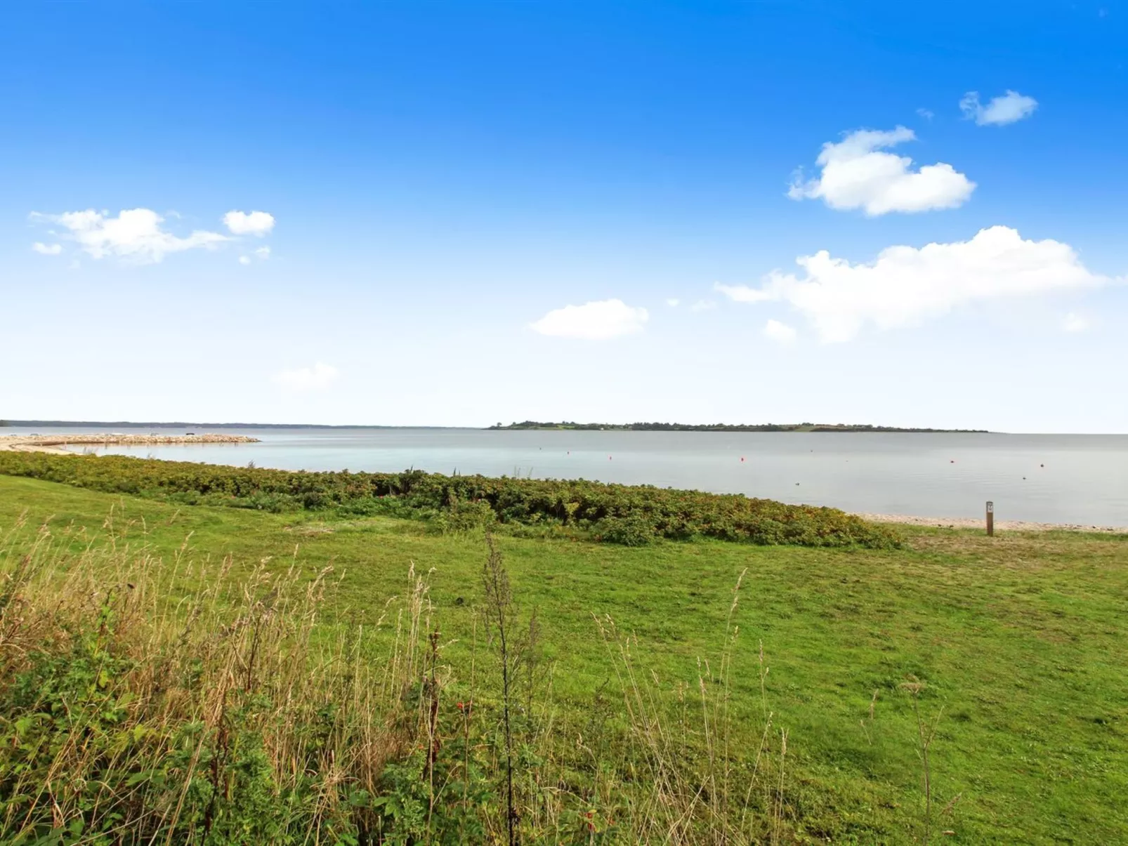 "Cara" - 200m from the sea