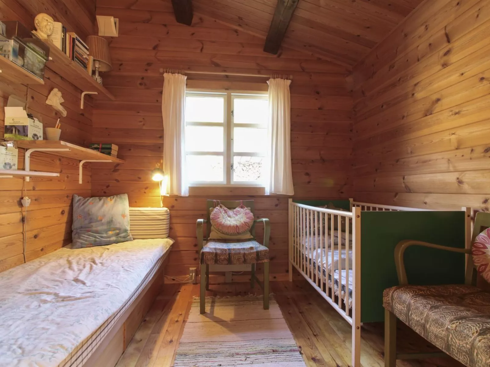 "Olin" - 600m from the sea