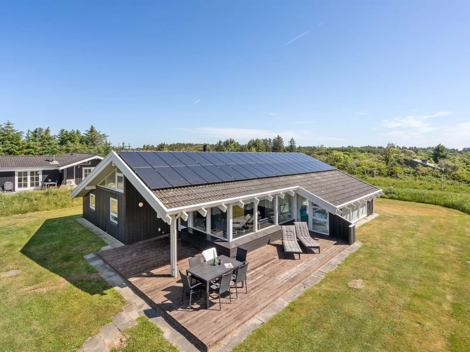 "Serine" - 800m from the sea