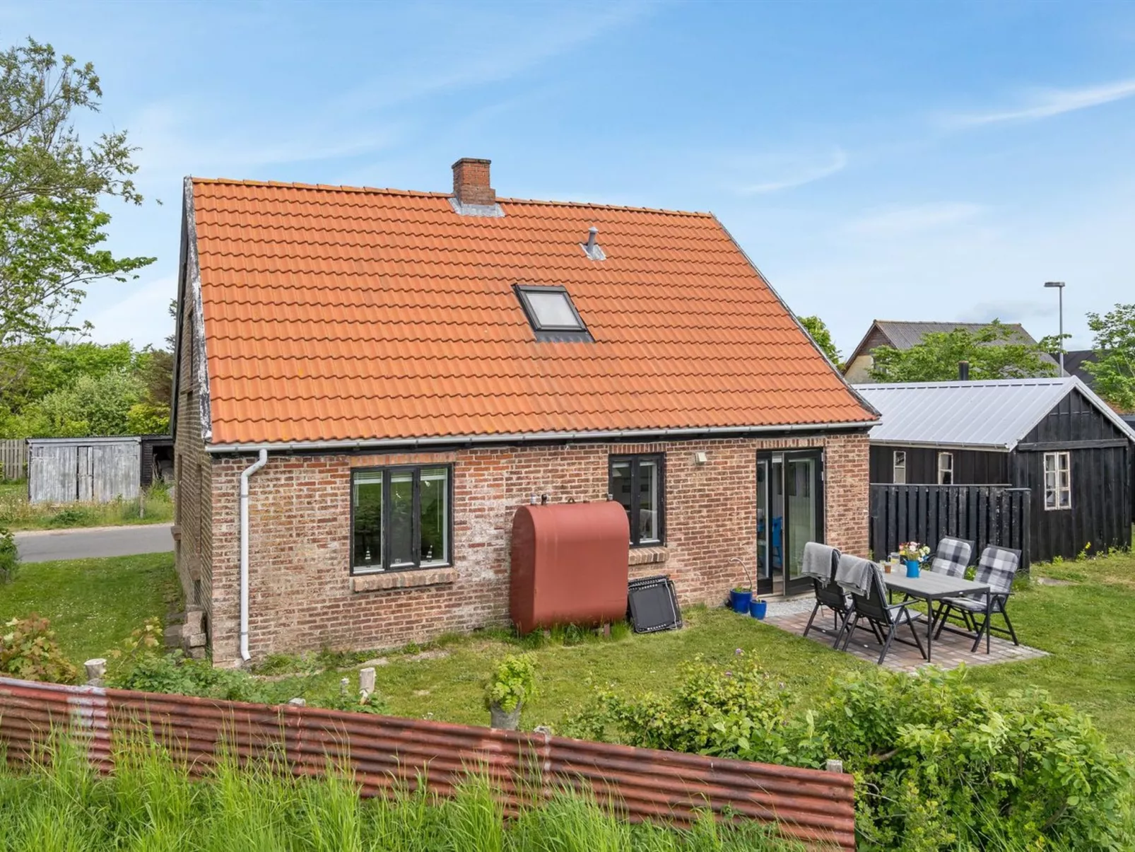 "Nevis" - 1.5km from the sea-Buiten