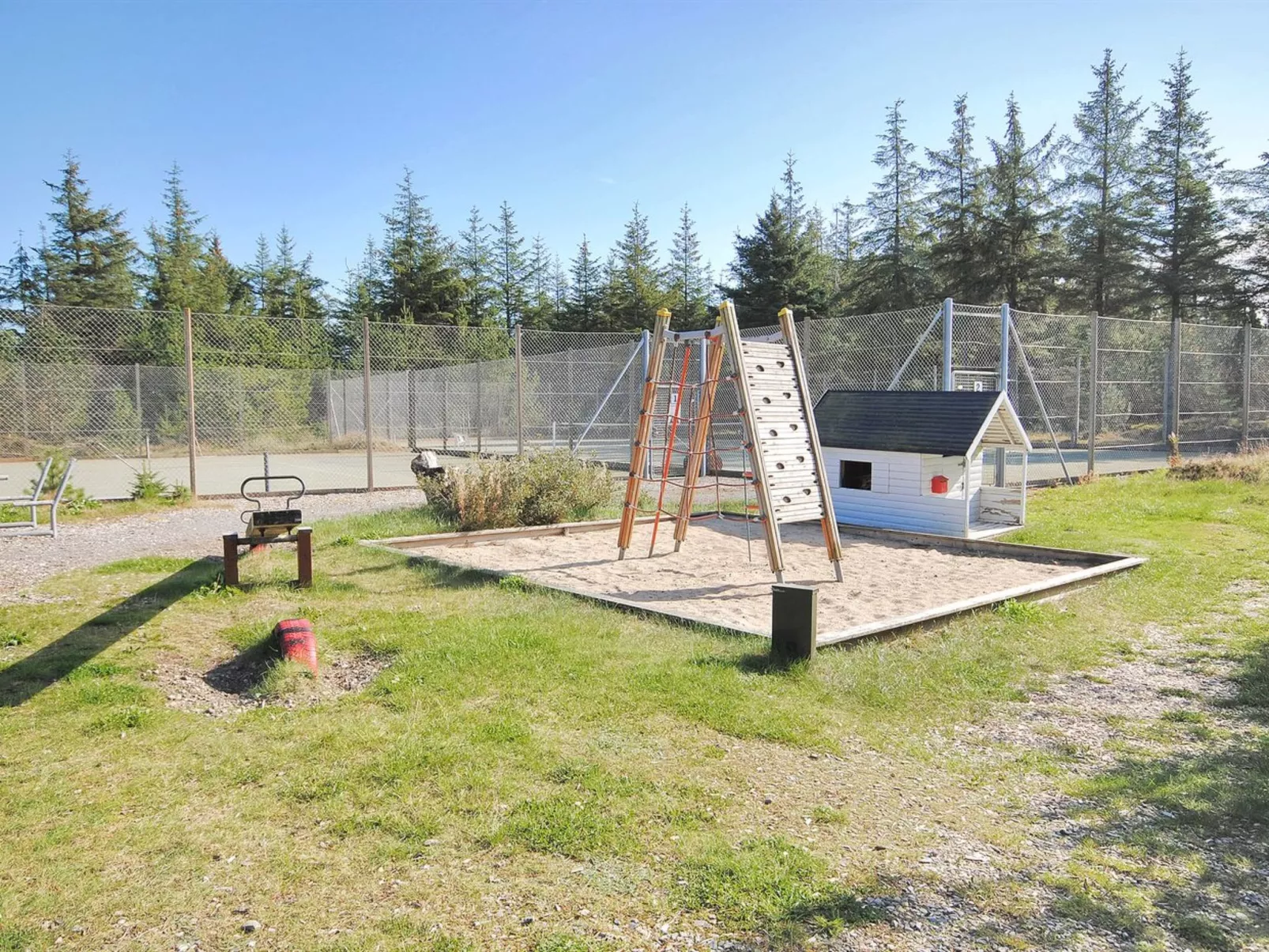 "Catarine" - 1.1km from the sea-Buiten