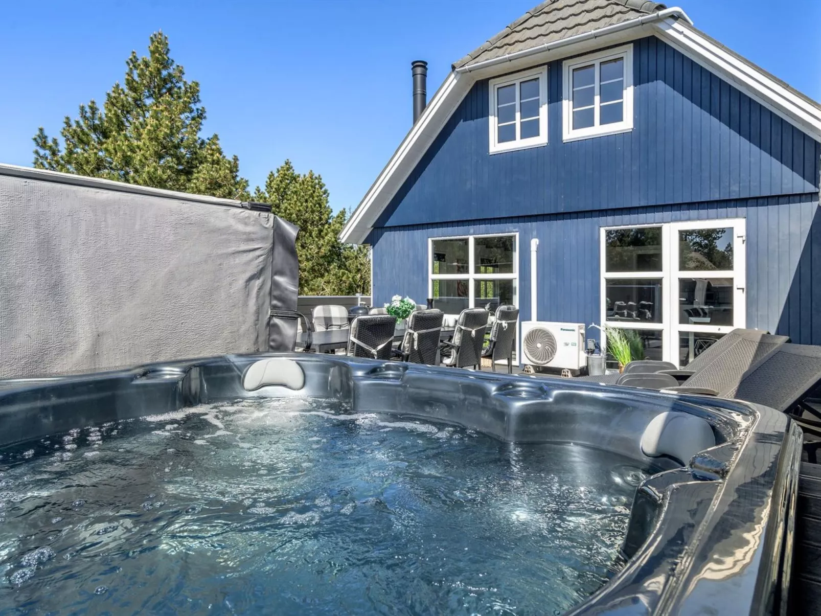 "Madalena" - 2.8km from the sea