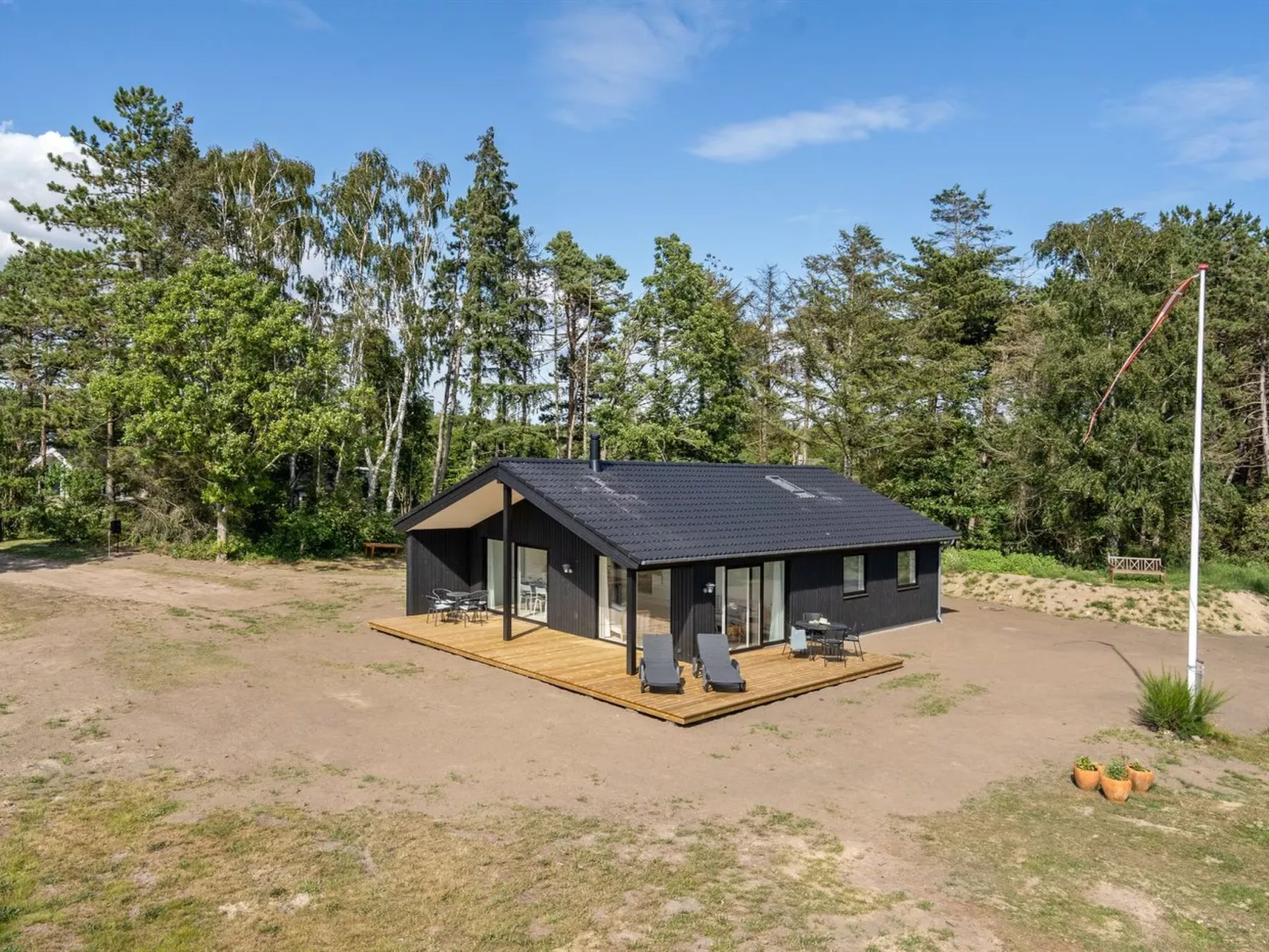 "Rickmer" - 200m from the sea