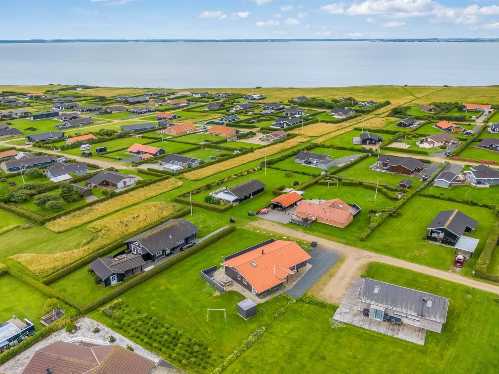 "Malila" - 400m to the fjord