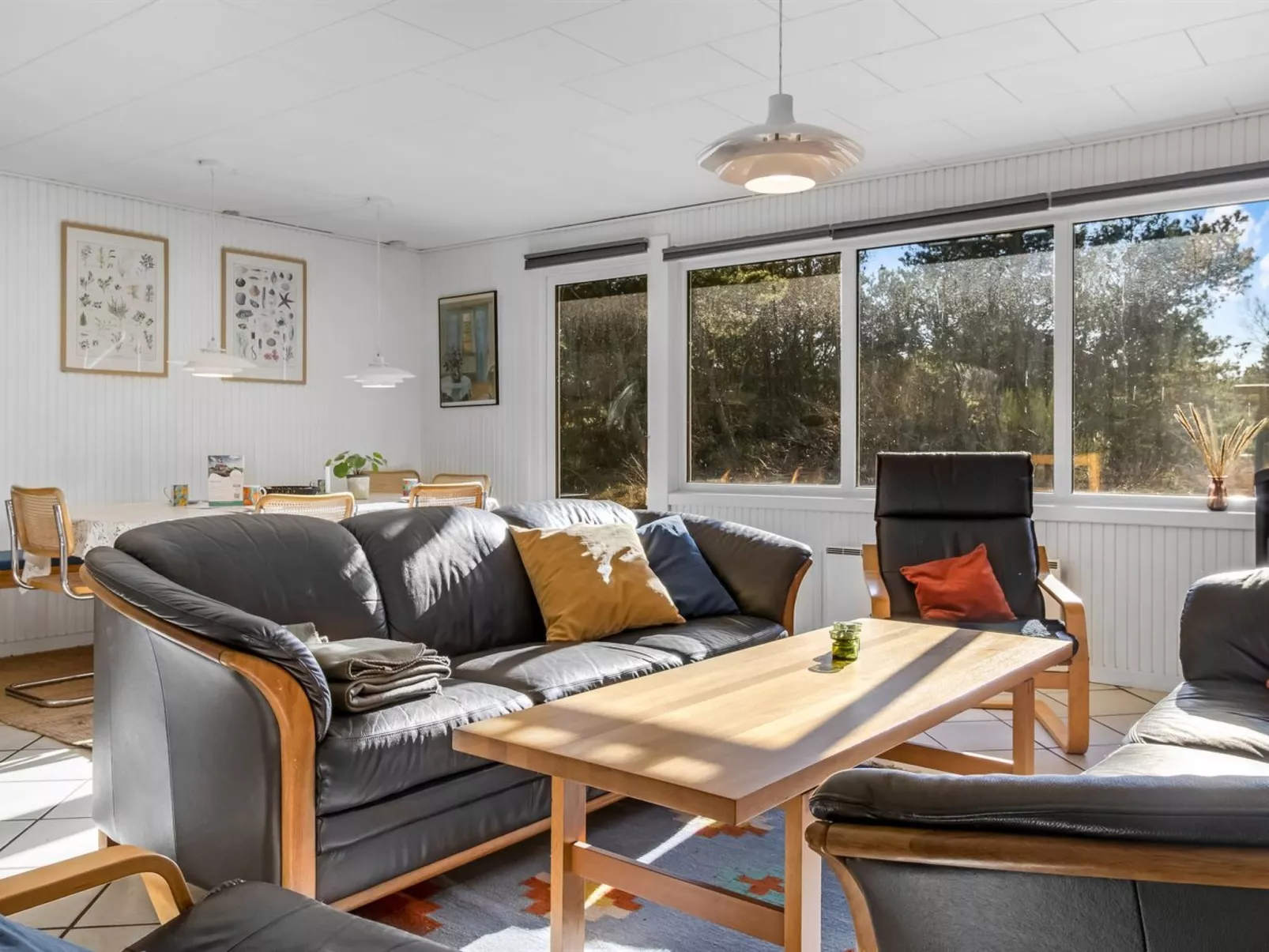 "Arnold" - 3.3km from the sea