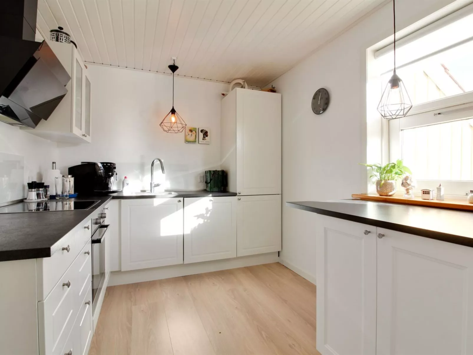 "Oddi" - 900m from the sea-Binnen