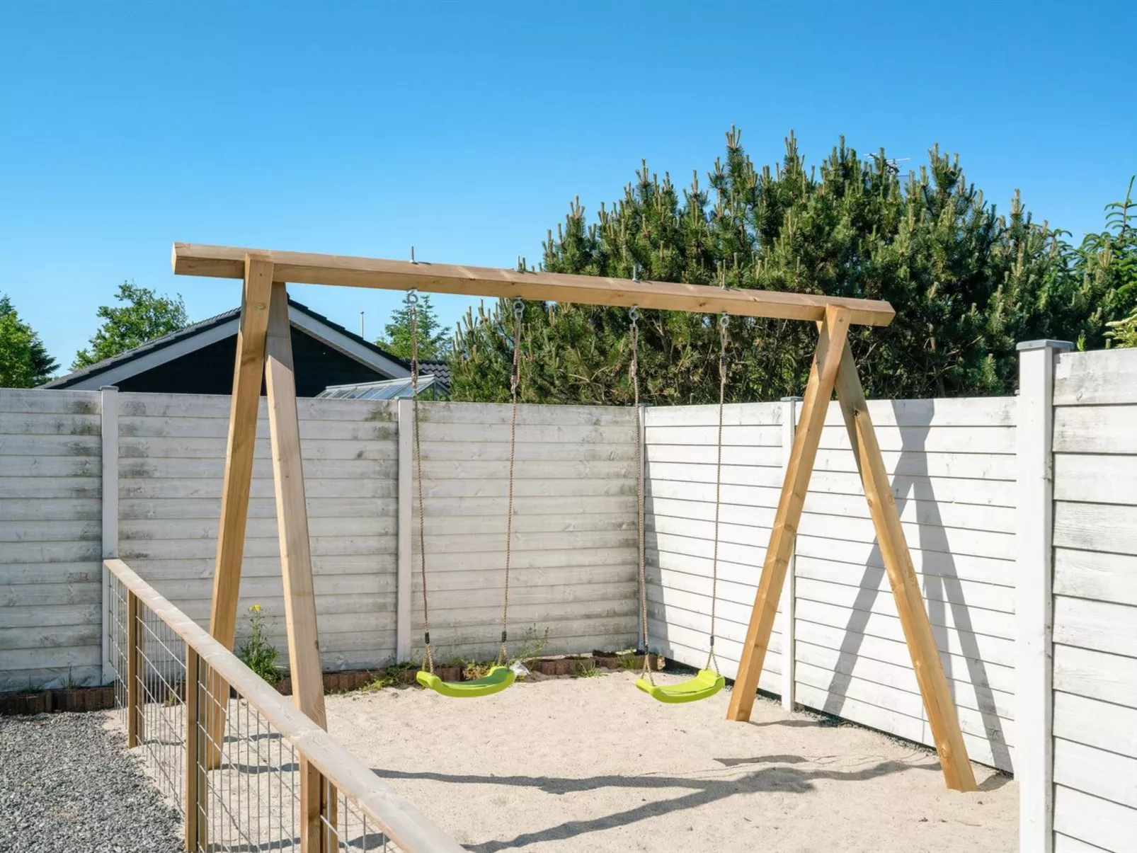 "Stefan" - 500m from the sea