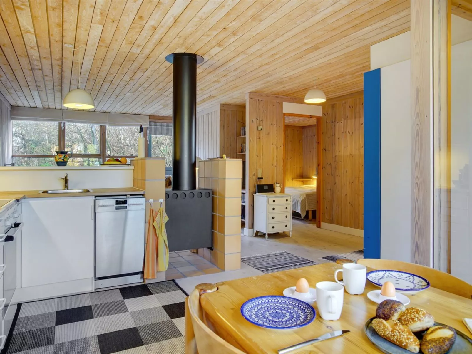 "Robert" - 250m from the sea