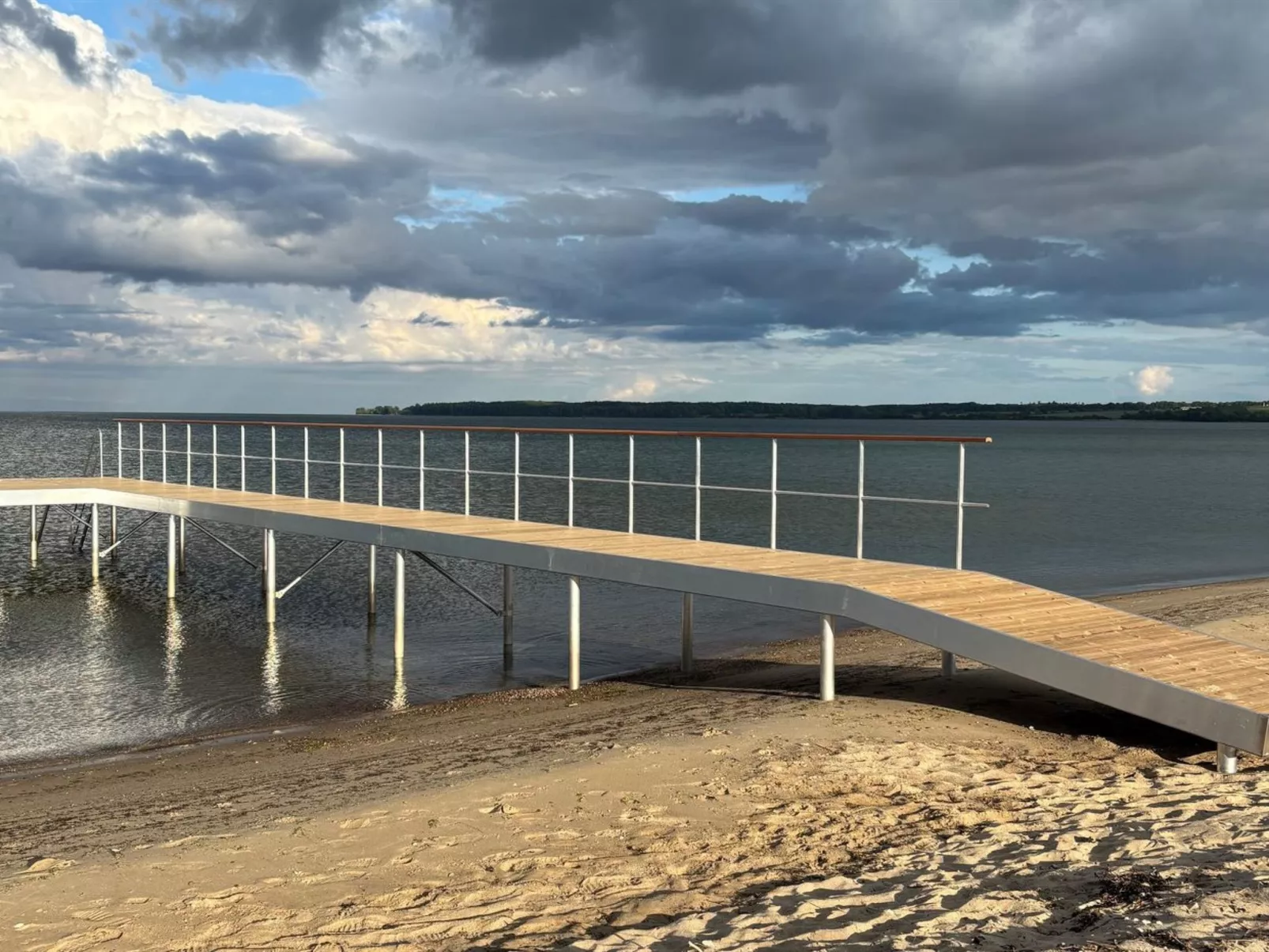 "Ovine" - 300m from the sea