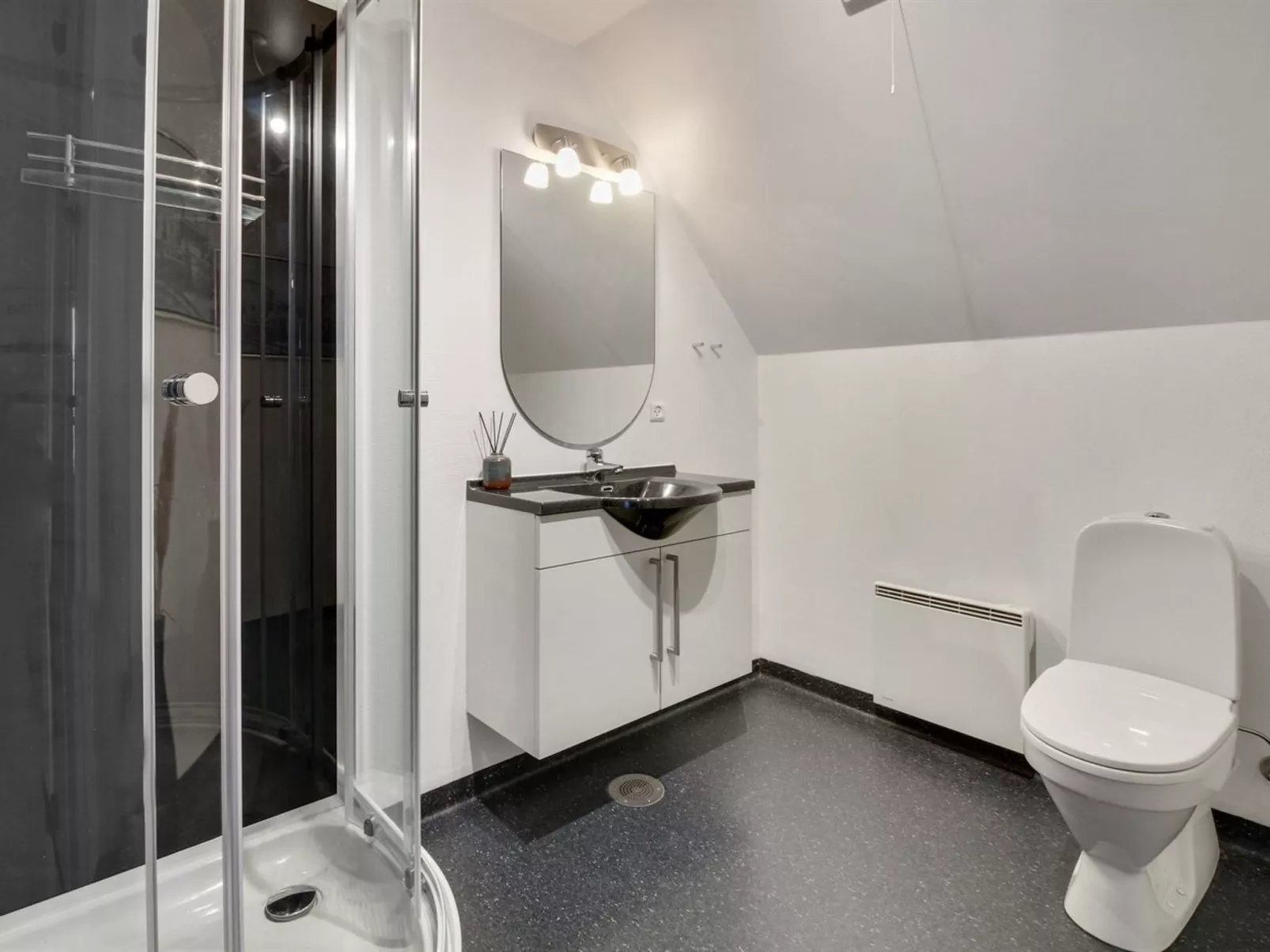 "Deljan" - 3.5km from the sea