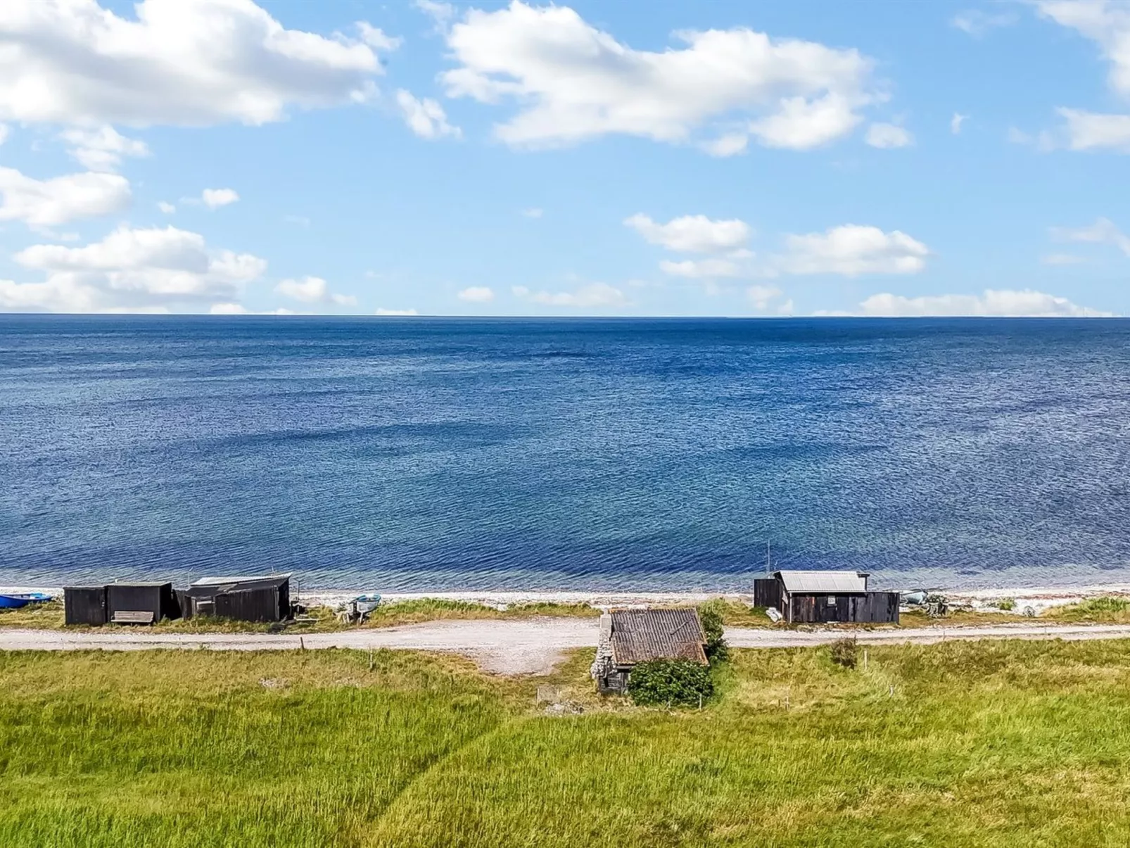 "Thorman" - 75m from the sea