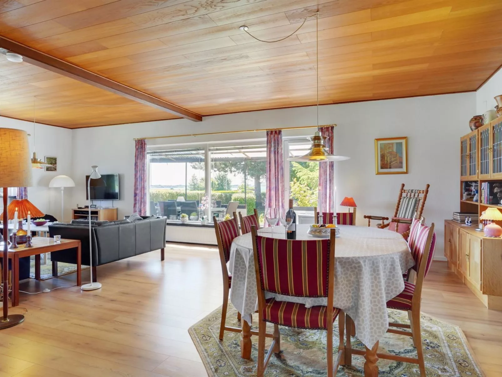 "Slavjanka" - 2km from the sea