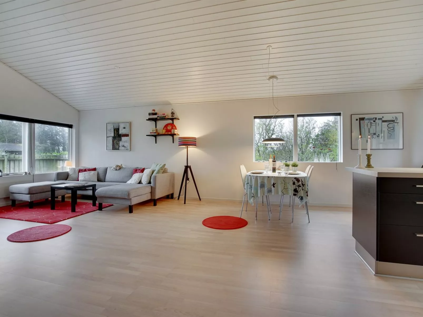 "Aarthi" - 637m from the sea