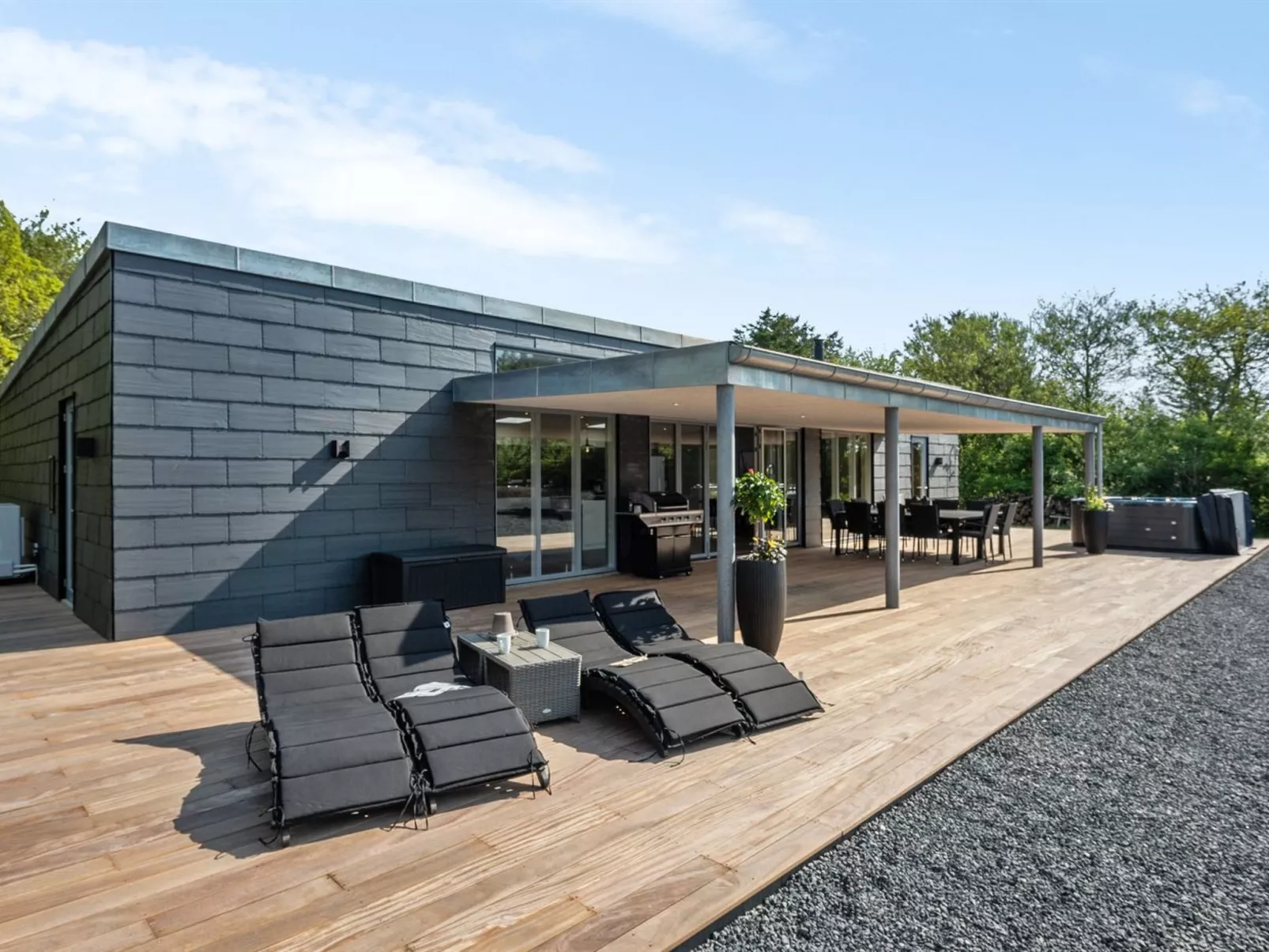 "Hiorulf" - 1.4km from the sea