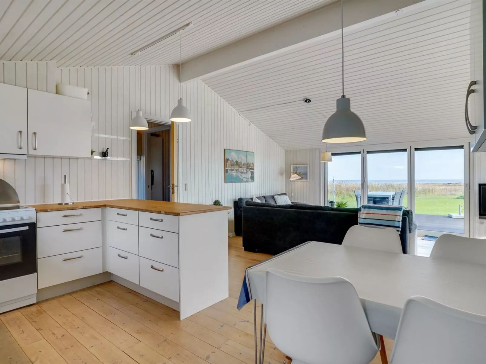 "Gisa" -  from the sea