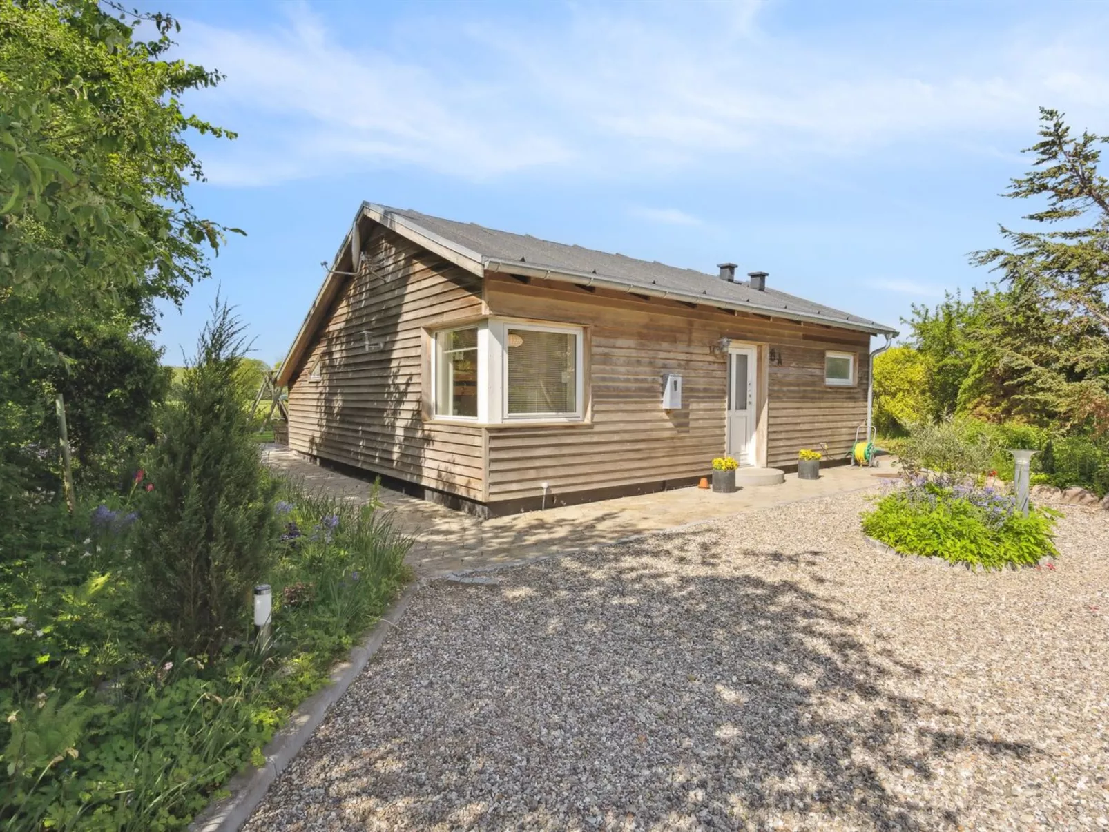 "Alma" - 400m from the sea