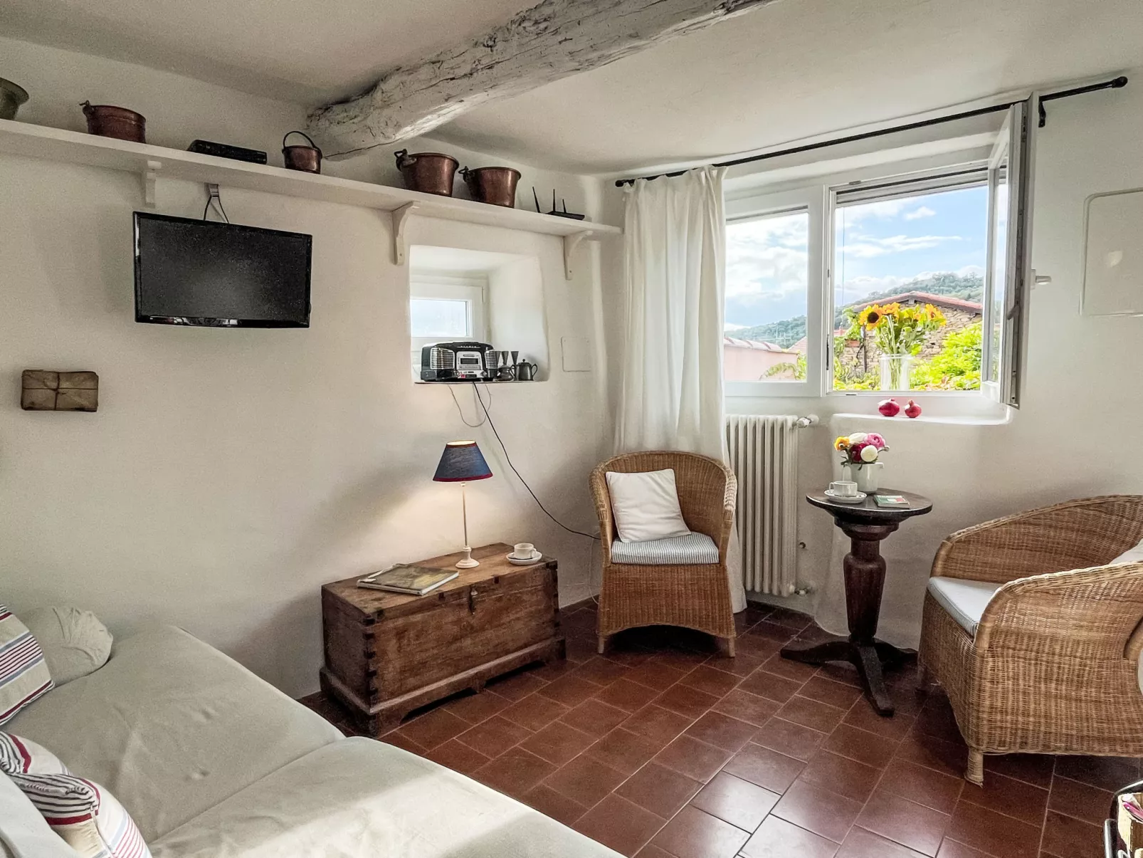 Bella Vista (DOL284)-Binnen