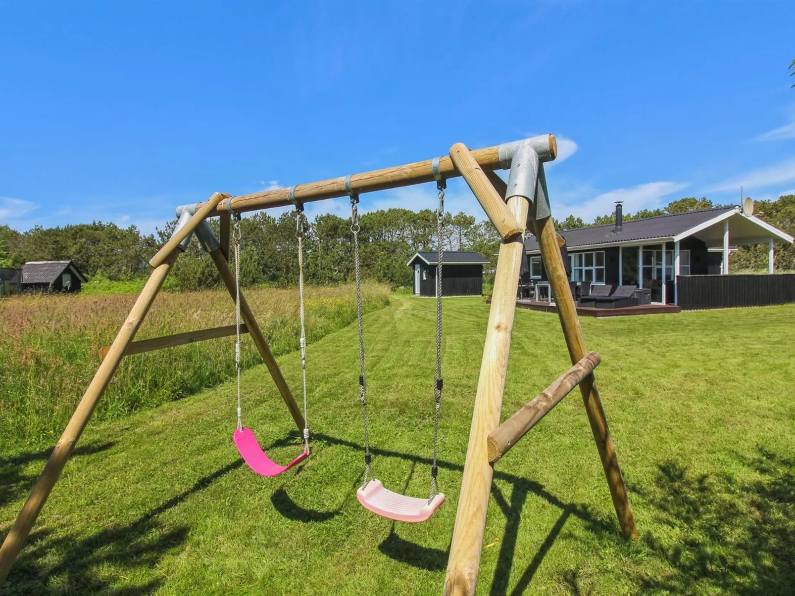 "Grit" - 650m from the sea