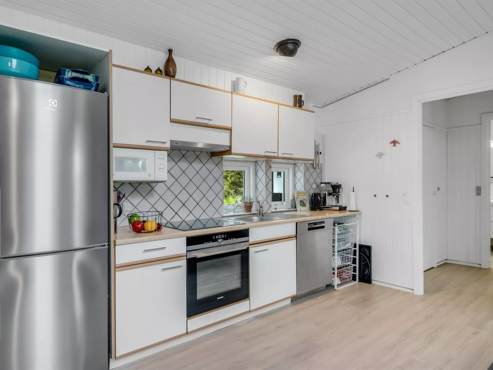 "Elmira" - 555m from the sea