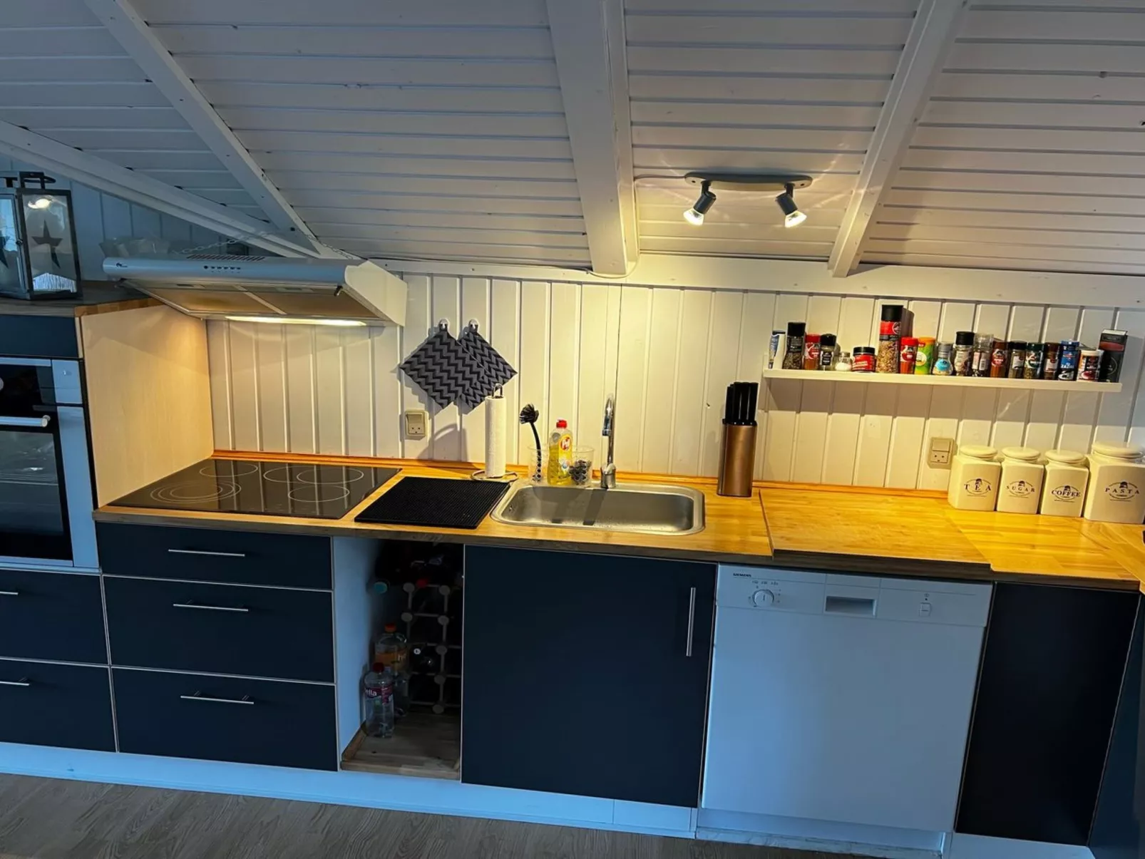 "Analine" - 1km from the sea