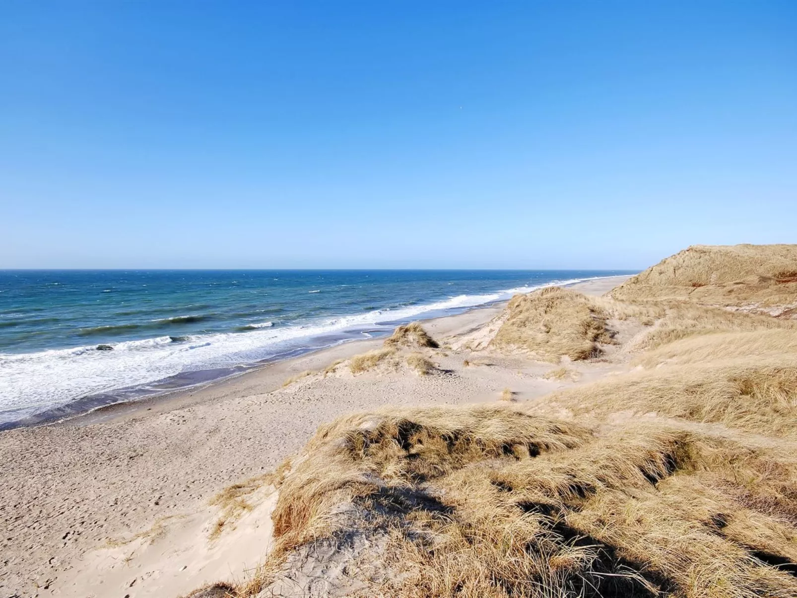 "Elisa" - 1.2km from the sea