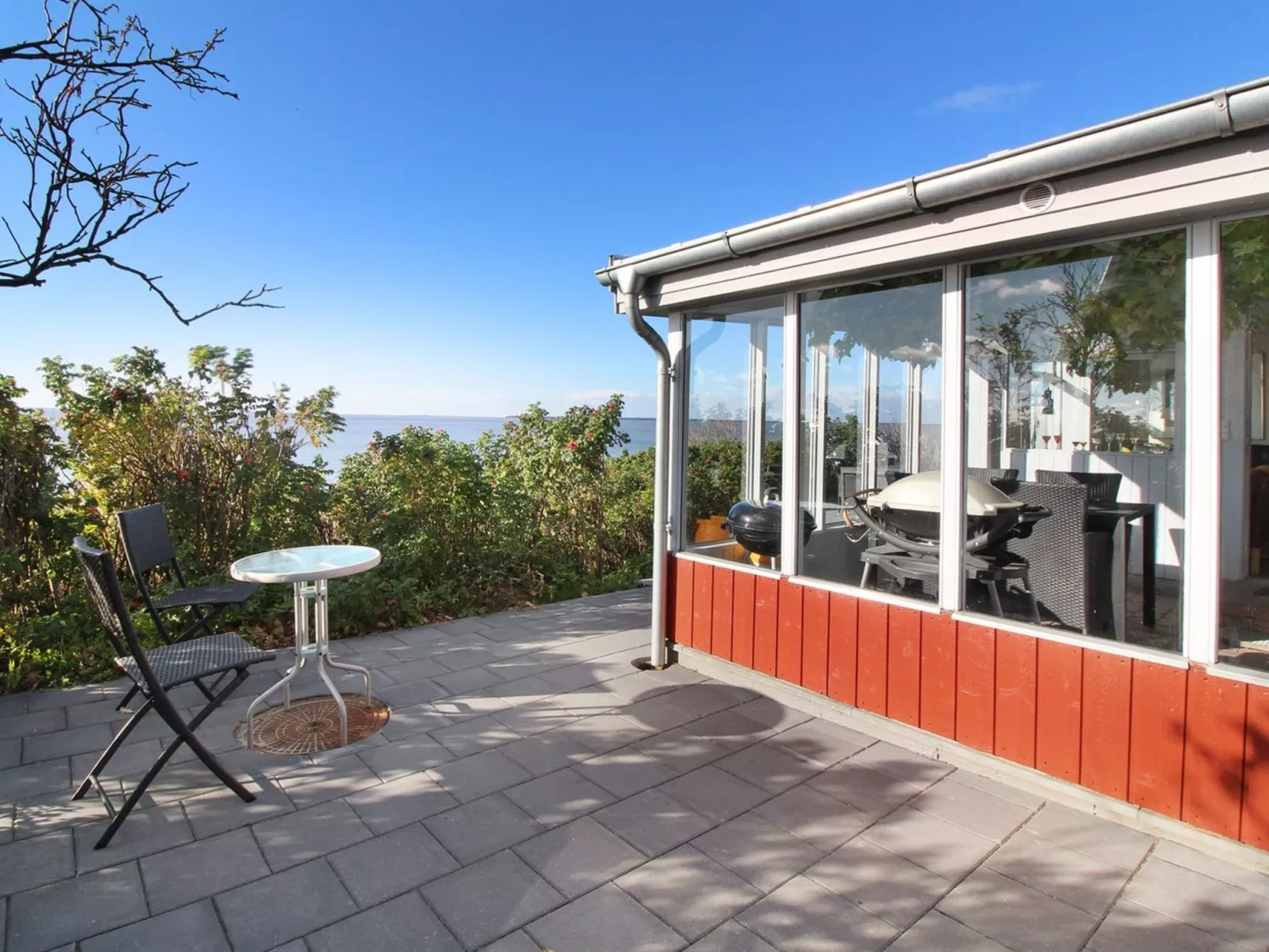 "Erno" - 20m from the sea