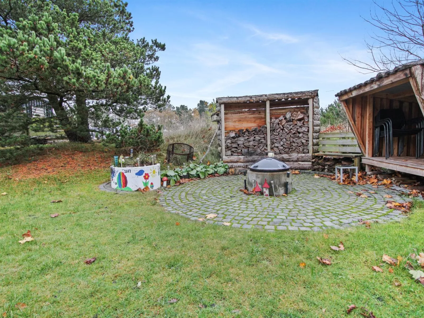 "Hannah" - 300m to the fjord