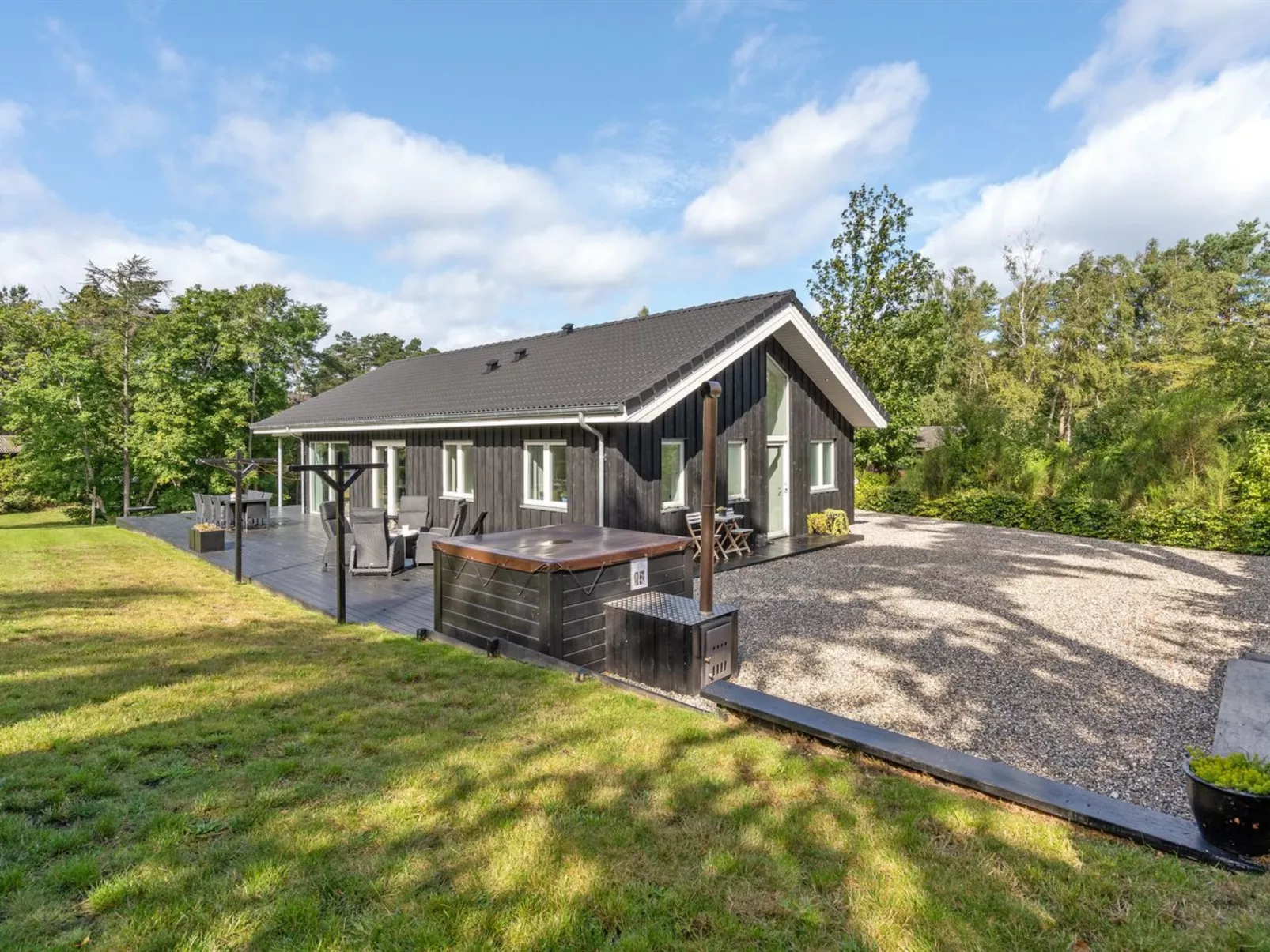 "Adela" - 1km from the sea