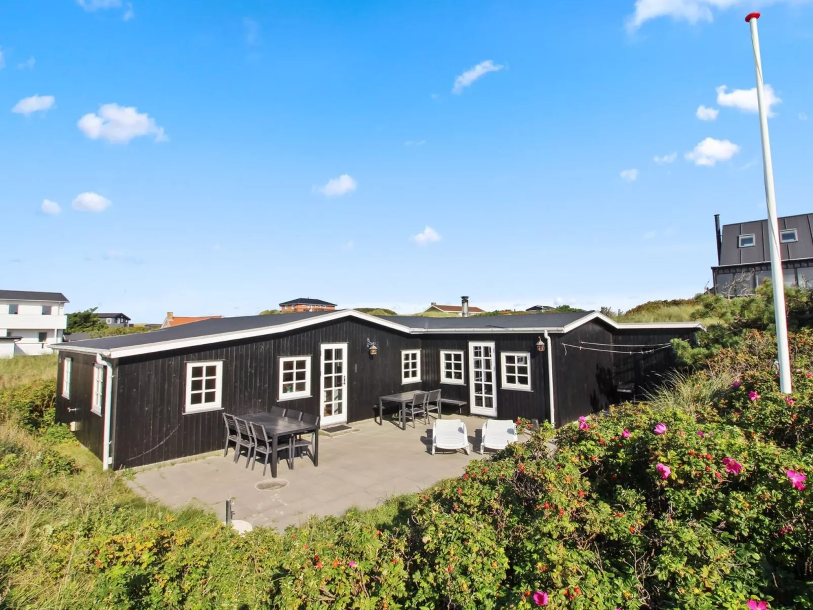 "Gudwer" - 300m from the sea