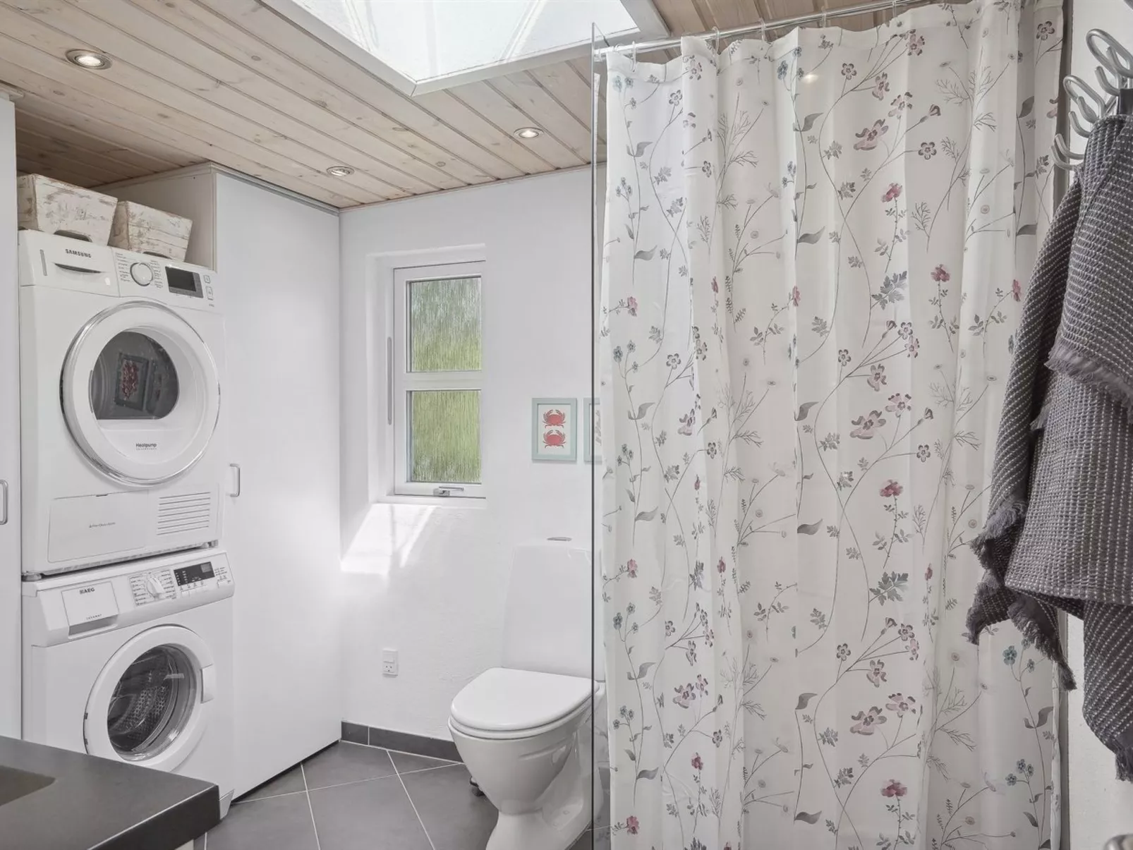 "Olof" - 100m from the sea