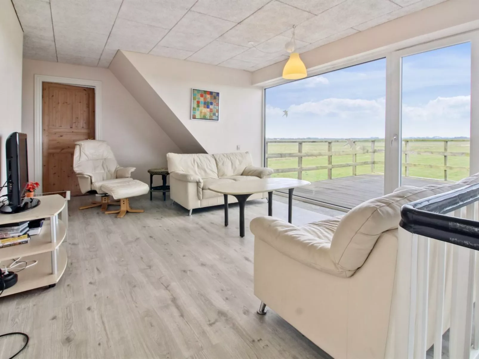 "Ammy" - 7.5km from the sea