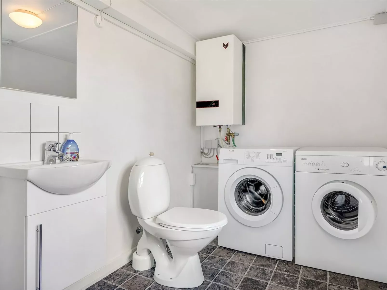 "Inda" - 10km from the sea