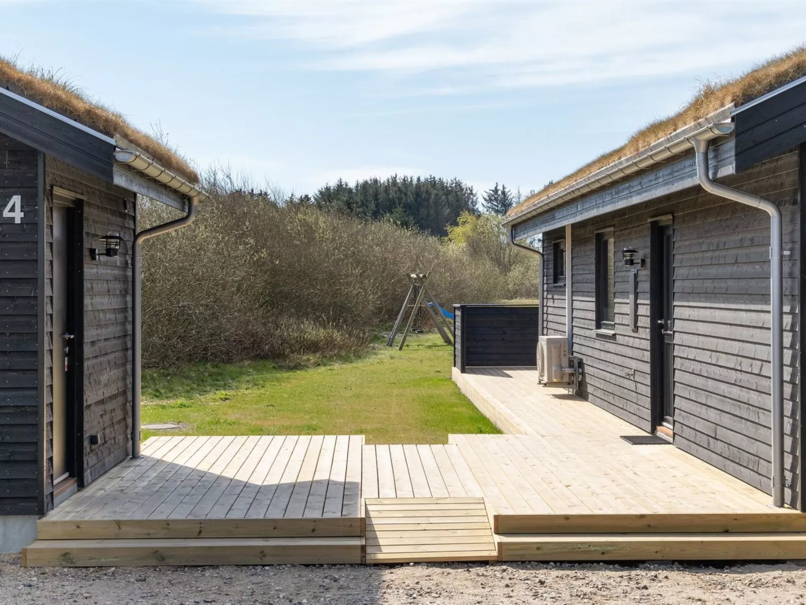 "Bentine" - 1.6km from the sea